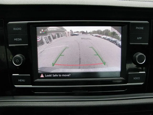 2024 Volkswagen Jetta S — photo
