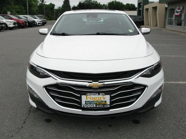2024 Chevrolet Malibu LT — photo