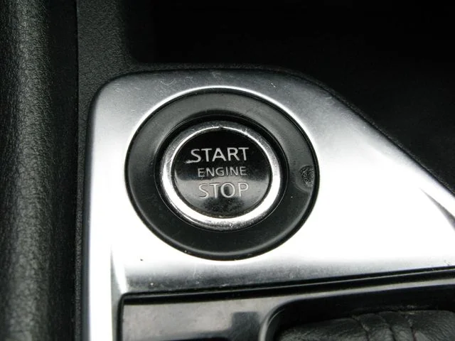 2020 Nissan Sentra SV — photo