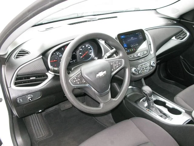2024 Chevrolet Malibu LT — photo