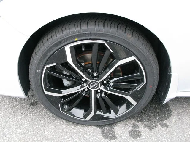 2023 Nissan Altima 2.5 SR — photo