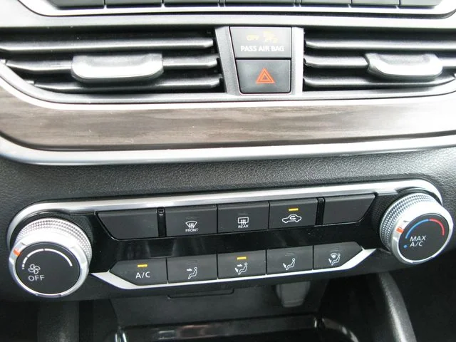 2024 Nissan Altima 2.5 SV — photo