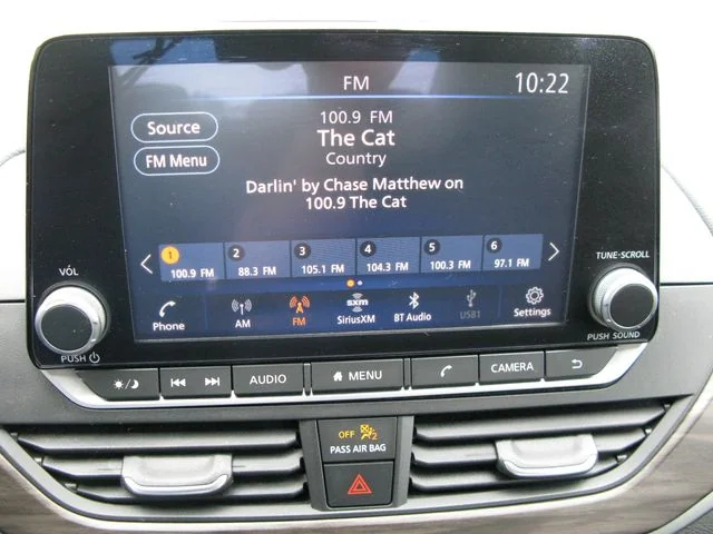 2024 Nissan Altima 2.5 SV — photo