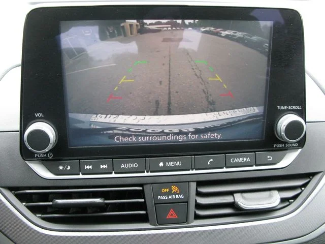 2023 Nissan Altima 2.5 SR — photo