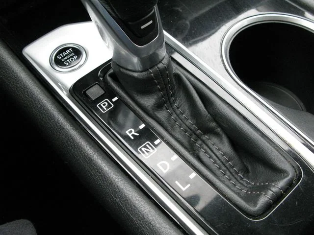 2024 Nissan Altima 2.5 SV — photo