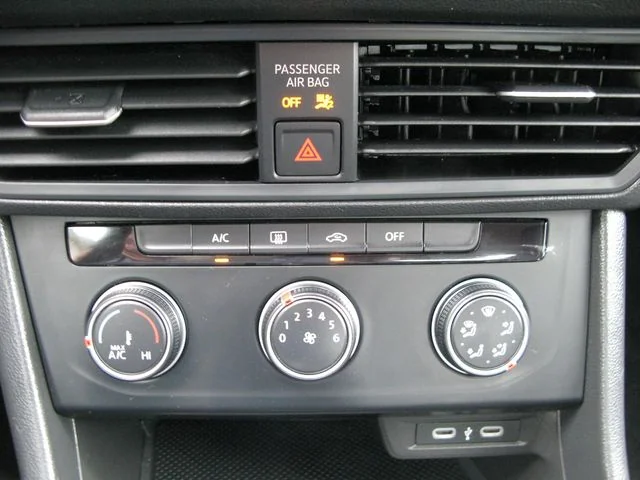 2024 Volkswagen Jetta S — photo