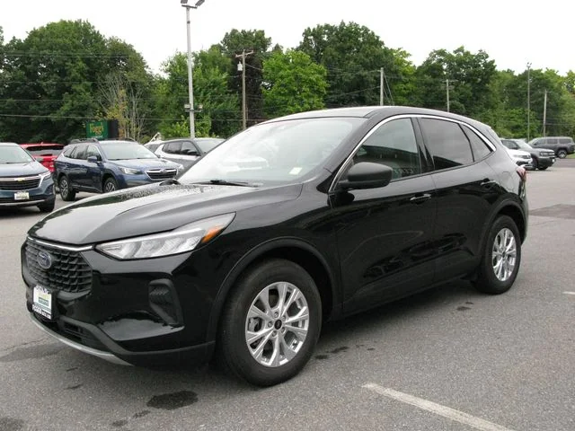 2024 Ford Escape Active — photo