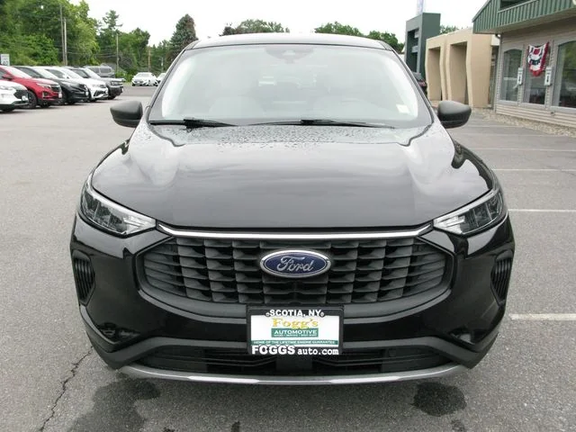 2024 Ford Escape Active — photo