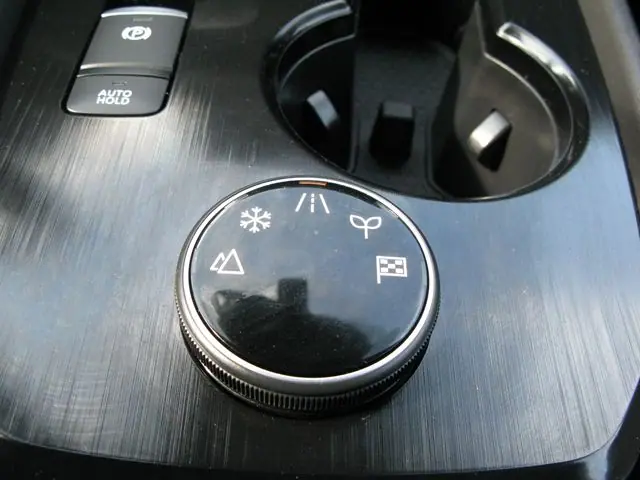 2023 Nissan Rogue SV — photo