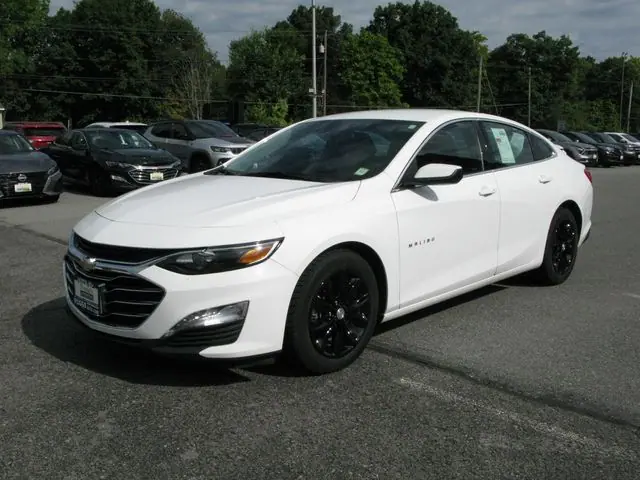 2024 Chevrolet Malibu LT — photo
