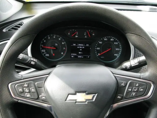 2024 Chevrolet Malibu LT — photo