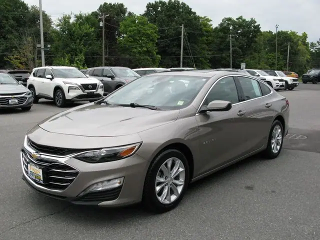 2024 Chevrolet Malibu LT — photo