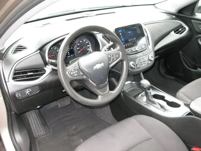 2024 Chevrolet Malibu LT — photo