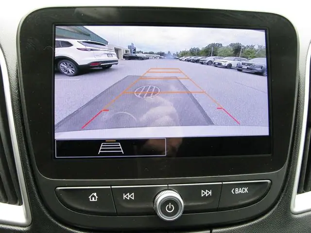 2024 Chevrolet Malibu LT — photo