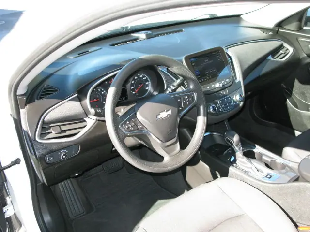 2024 Chevrolet Malibu LT — photo