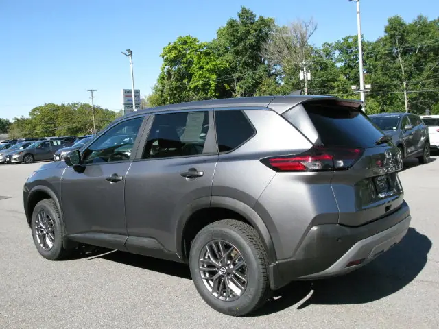 2023 Nissan Rogue S — photo
