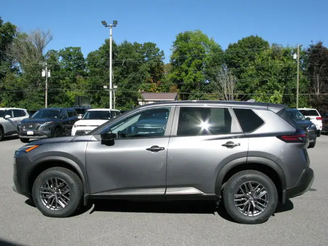 2023 Nissan Rogue S — photo