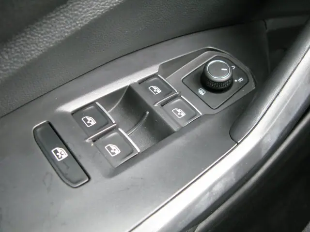 2024 Volkswagen Jetta S — photo