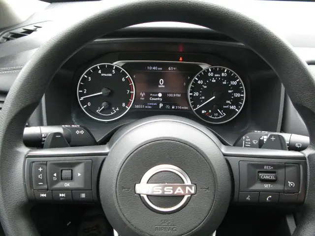 2024 Nissan Rogue S — photo