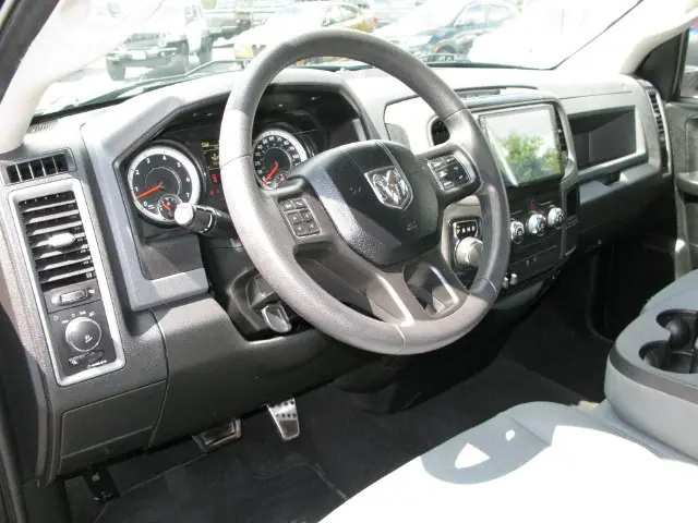 2018 Ram 1500 Express — photo