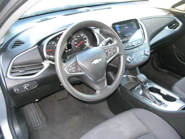 2024 Chevrolet Malibu LT — photo