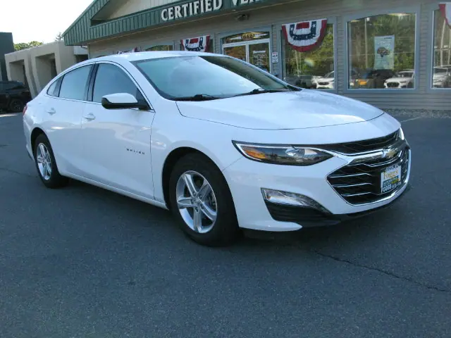 2024 Chevrolet Malibu LT — photo