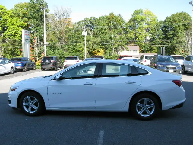 2024 Chevrolet Malibu LT — photo