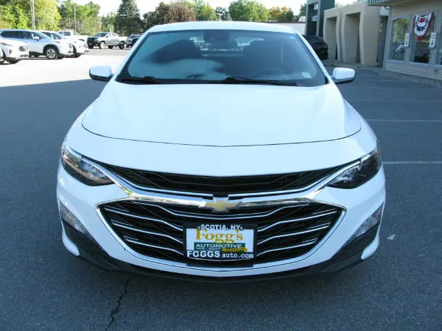 2024 Chevrolet Malibu LT — photo