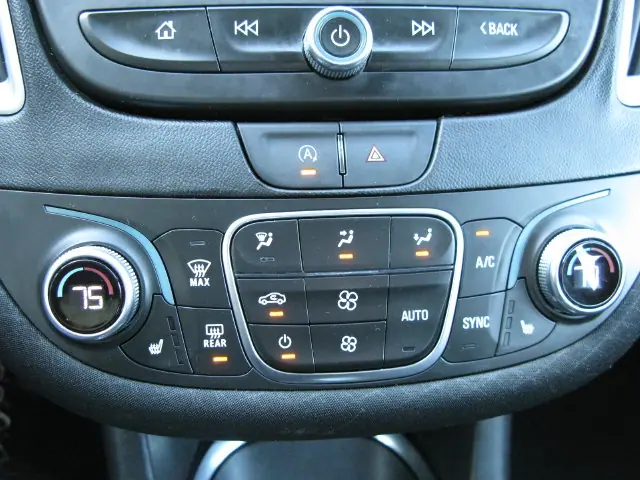2024 Chevrolet Malibu LT — photo