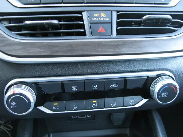 2024 Nissan Altima 2.5 SV — photo