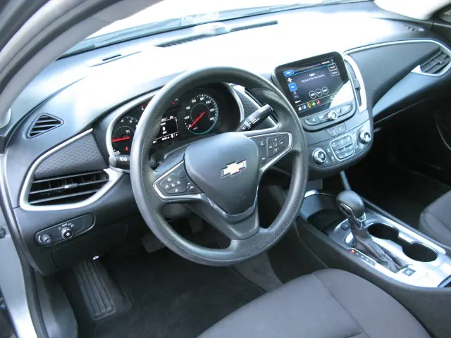 2024 Chevrolet Malibu LT — photo
