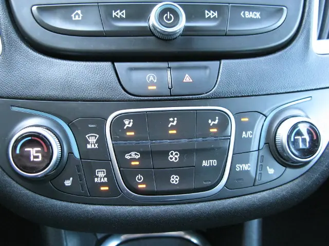 2024 Chevrolet Malibu LT — photo