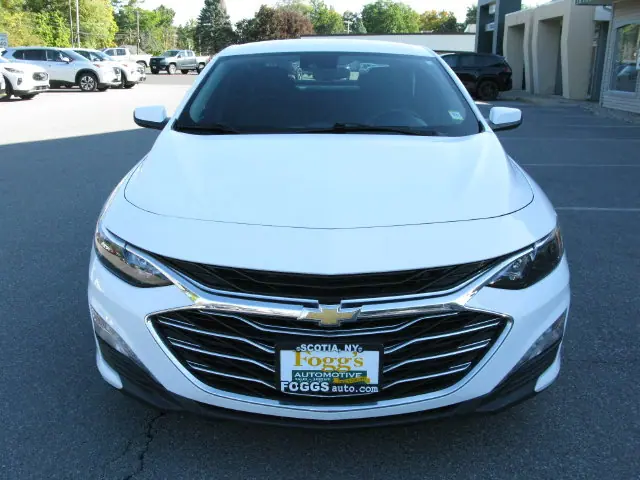 2024 Chevrolet Malibu LT — photo
