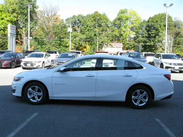 2024 Chevrolet Malibu LT — photo