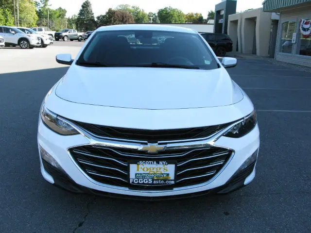 2024 Chevrolet Malibu LT — photo