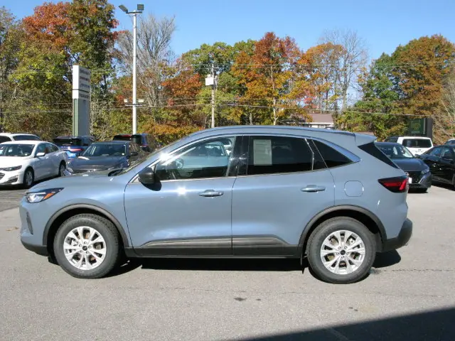 2024 Ford Escape Active — photo