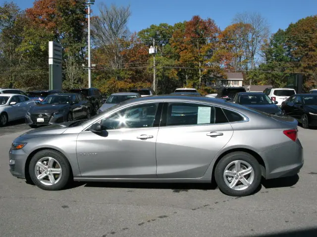 2024 Chevrolet Malibu LT — photo