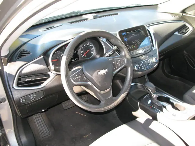 2024 Chevrolet Malibu LT — photo