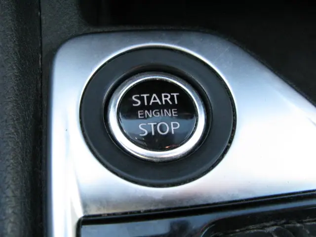 2024 Nissan Sentra SV — photo