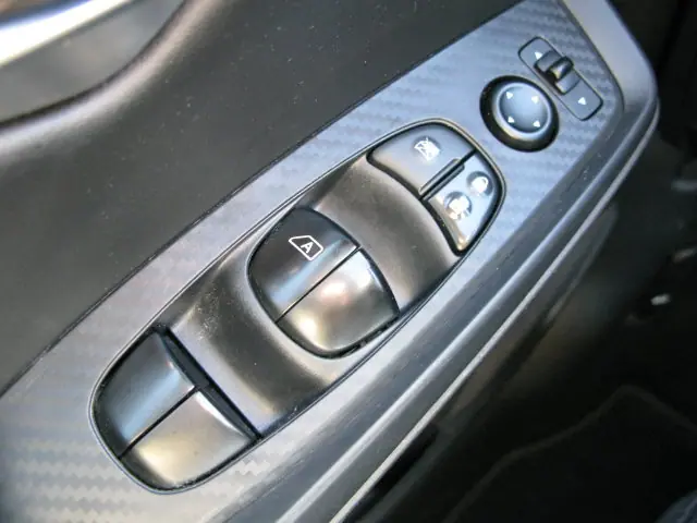 2024 Nissan Sentra SV — photo