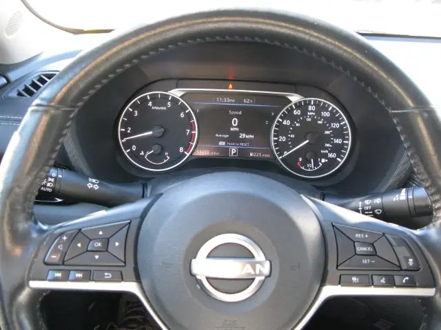 2024 Nissan Sentra SV — photo
