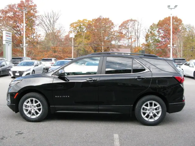 2024 Chevrolet Equinox LT — photo